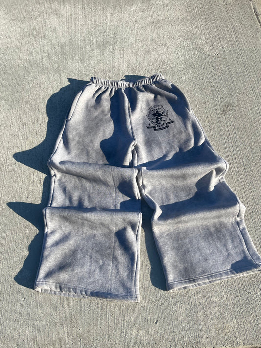 “Iron crest” set