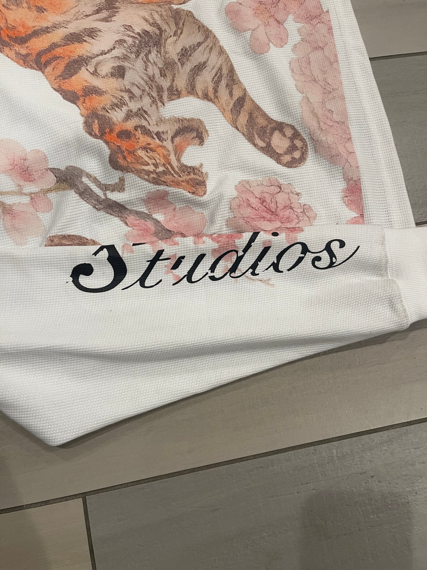 “Blooming Tiger”Thermal
